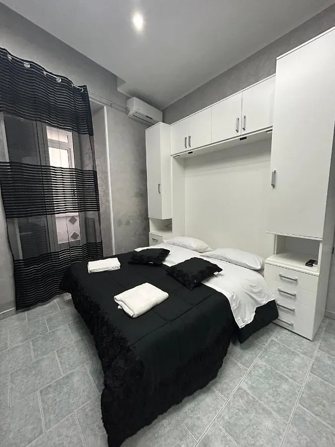 Da Concettina House Appartement Napels