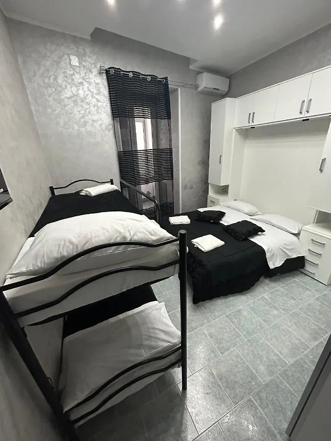 Da Concettina House Appartement Napels